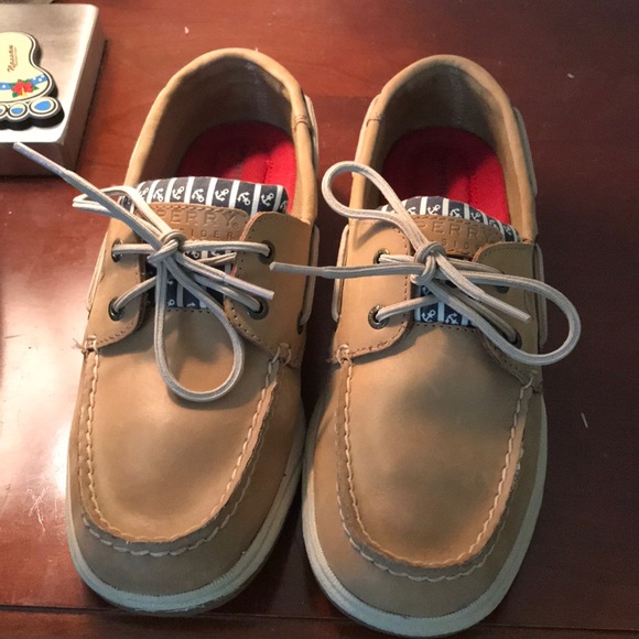 Sperry Loafers - Picture 1 of 1